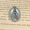 MÉDAILLE MIRACULEUSE EN ACIER INOXYDABLE BICOLORE 30X20MM
