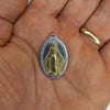 MÉDAILLE MIRACULEUSE EN ACIER INOXYDABLE BICOLORE 30X20MM