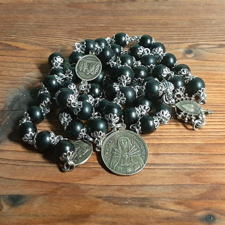 CHAPELET DE NOTRE DAME DES 7 DOULEURS EN BUIS TEINTE