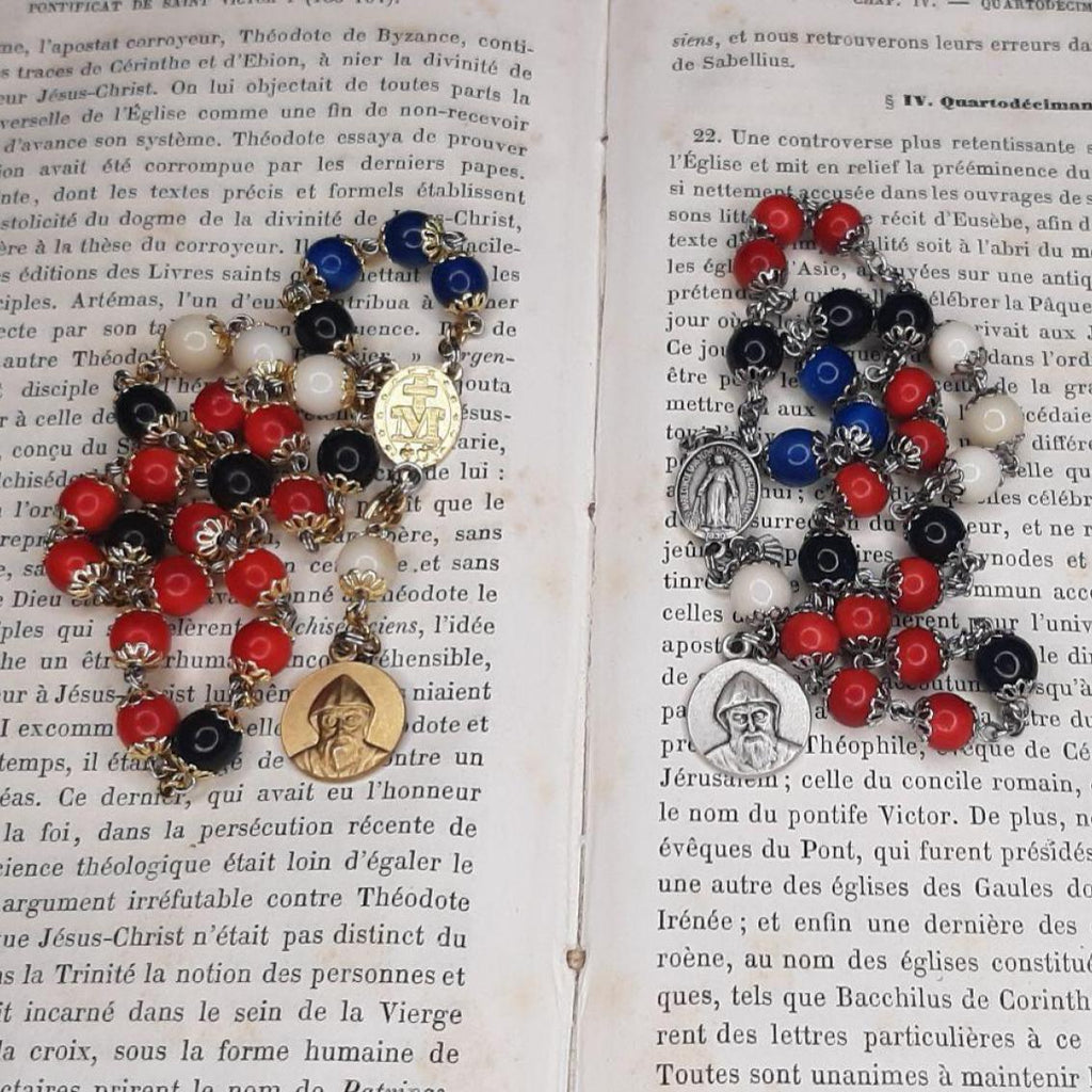 CHAPELET SAINT CHARBEL INCASSABLE