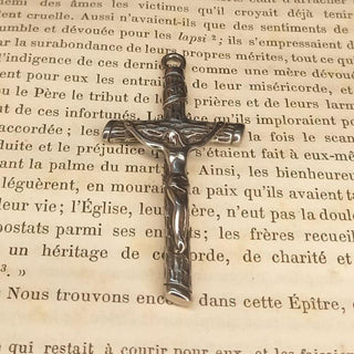 LA TRONCUS ROSARY CROSS (STAINLESS STEEL)