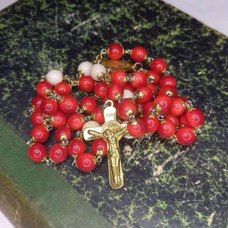 CHAPELET EN IVOIRE VÉGÉTAL (TAGUA) 