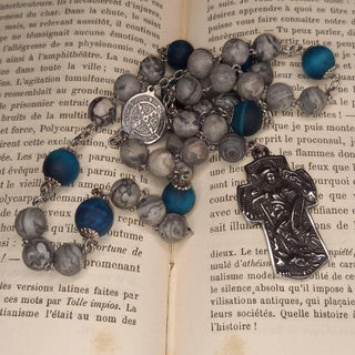 CHAPELET DE SAINT MICHEL EN JASPE PICASSO ET ŒIL DE TIGRE BLEU AZUR MAT LE MICHAELO