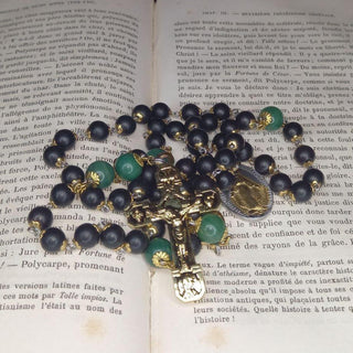 CHAPELET BOIS DE BUIS TEINTÉ ET JADE VERT LE CENTURIO