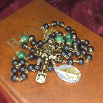 CHAPELET BOIS DE BUIS TEINTÉ ET JADE VERT 