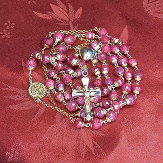 CHAPELET EN RUBIS LE RUBISIUM