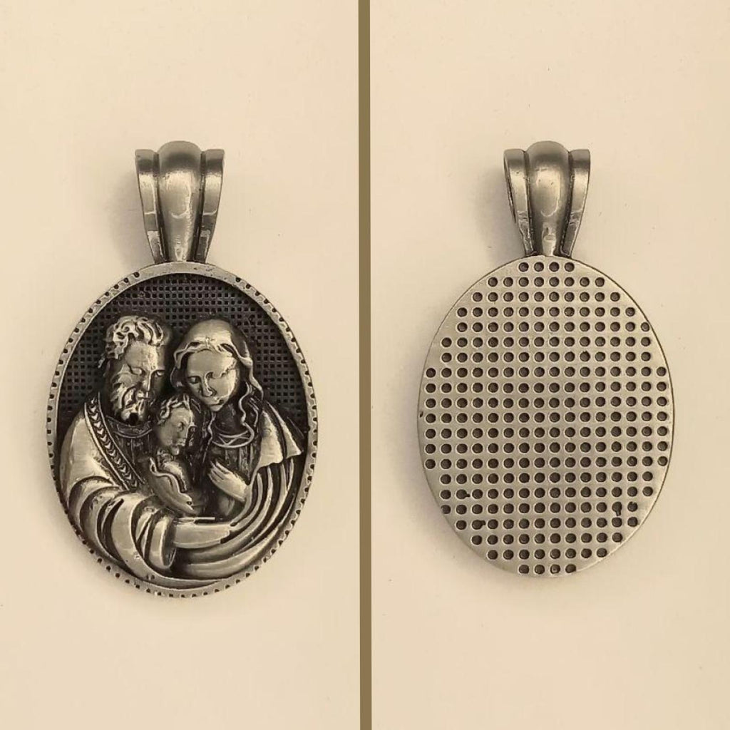 MÉDAILLE SAINTE FAMILLE EN ÉTAIN